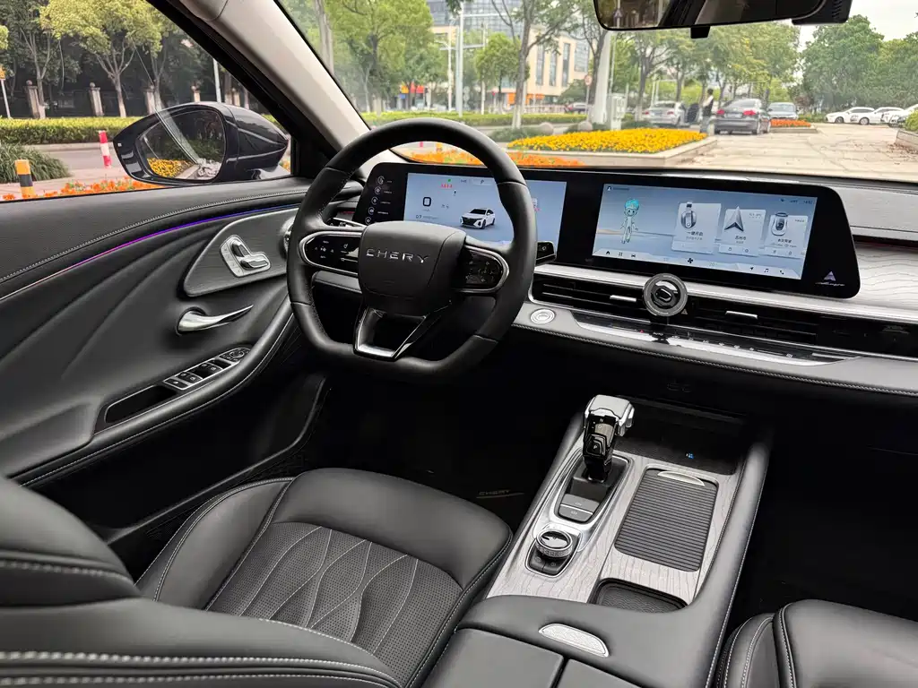 Chery Arrizo 8 — миниатюра 15