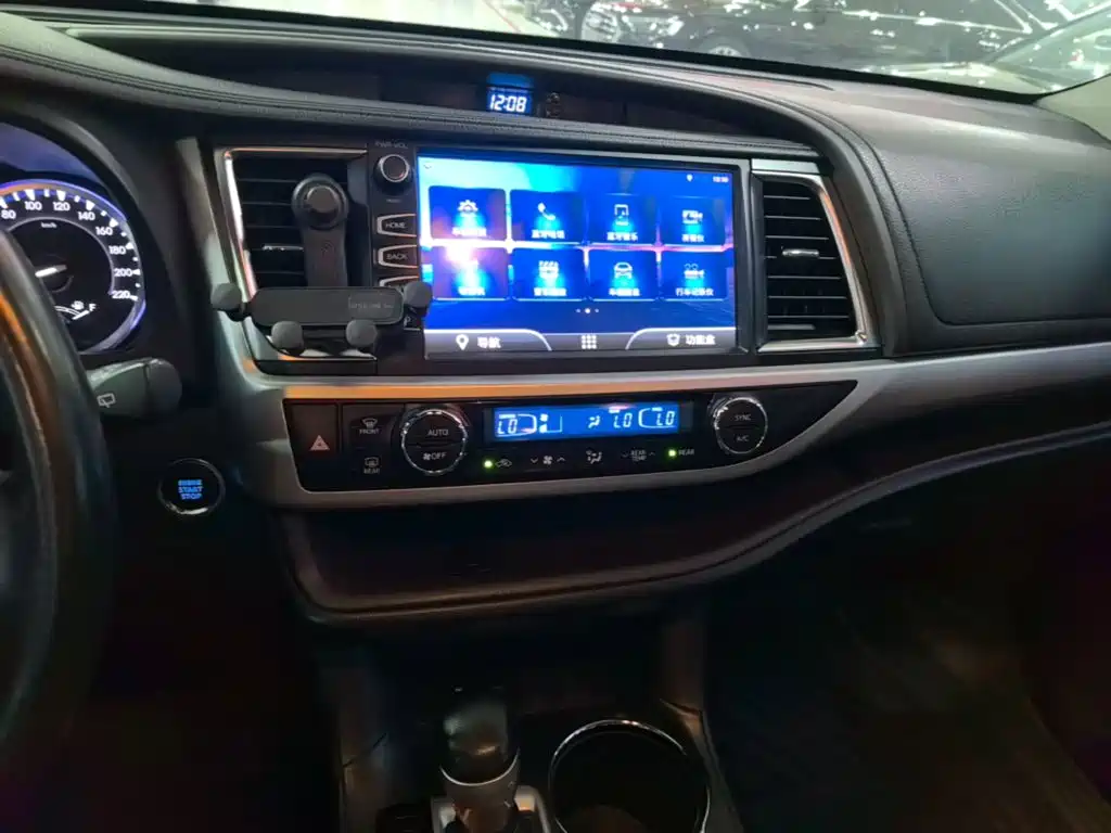Toyota Highlander — миниатюра 13