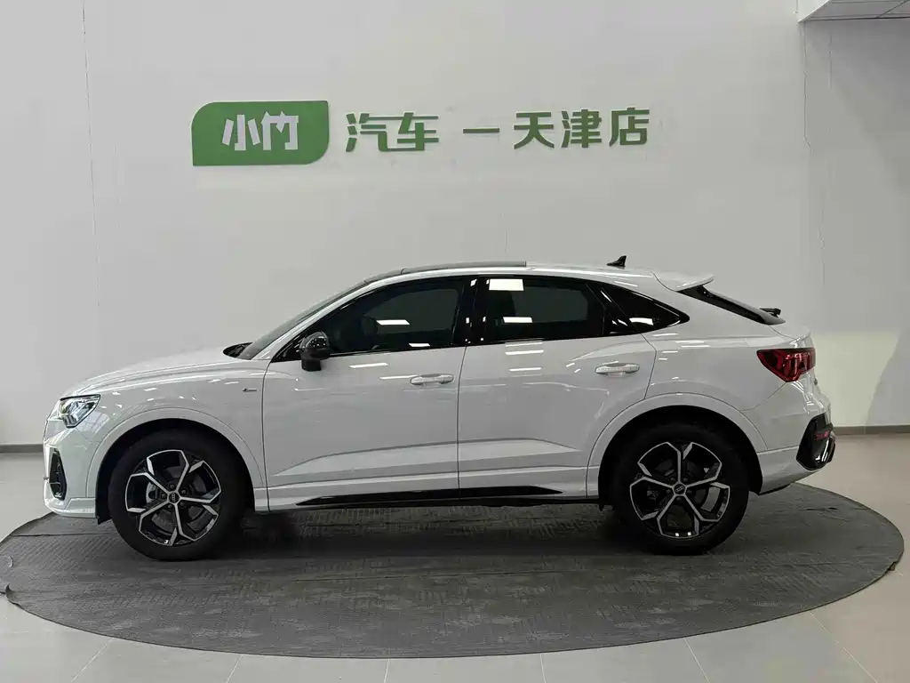 Audi Q3 Sportback — миниатюра 7