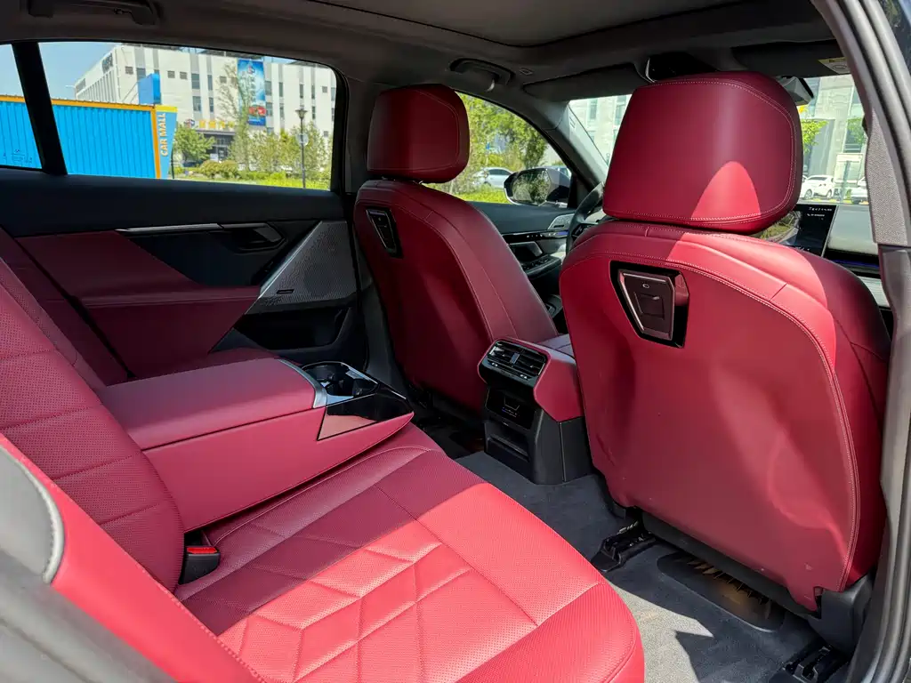 BMW 5 Series 5 2024 525Li Luxury