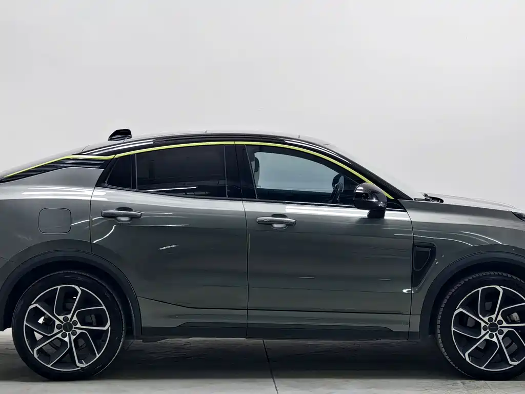 Lynk & Co 05 — миниатюра 8