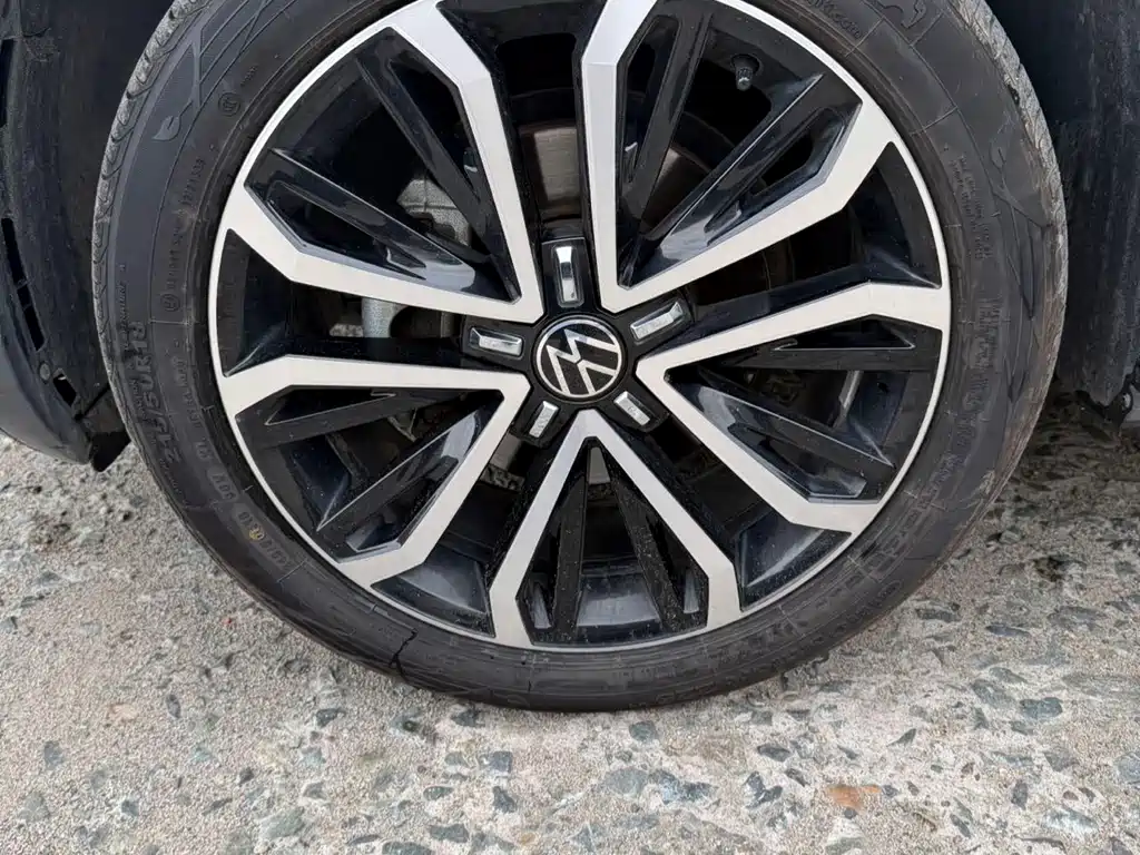 Volkswagen T-Roc — миниатюра 15