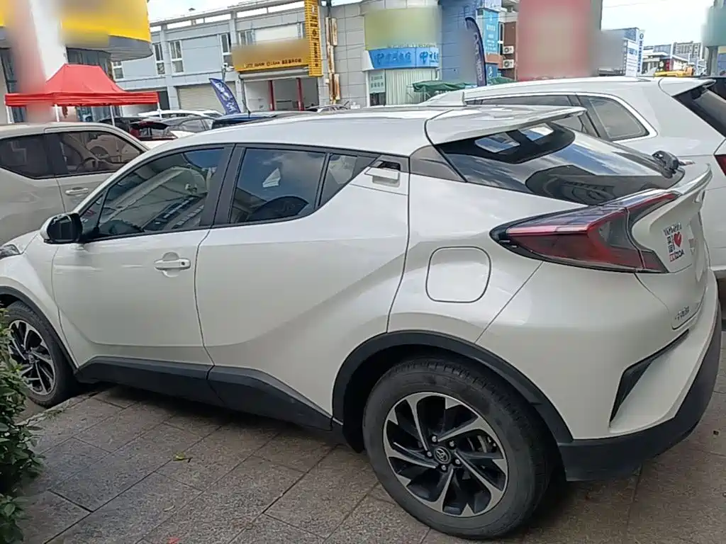 Toyota IZOA — миниатюра 5