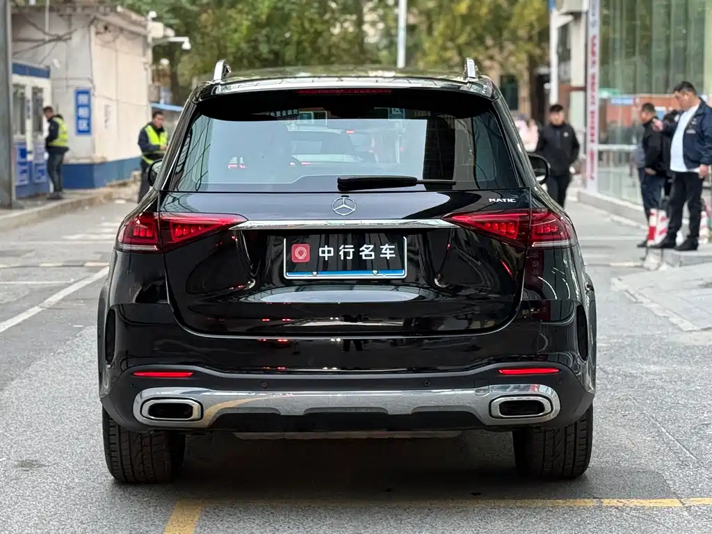 Mercedes-Benz GLE (Import) — миниатюра 23