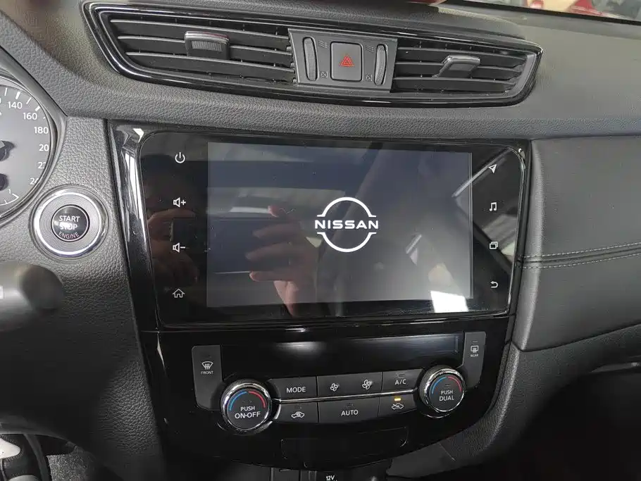 Nissan X-Trail — миниатюра 13
