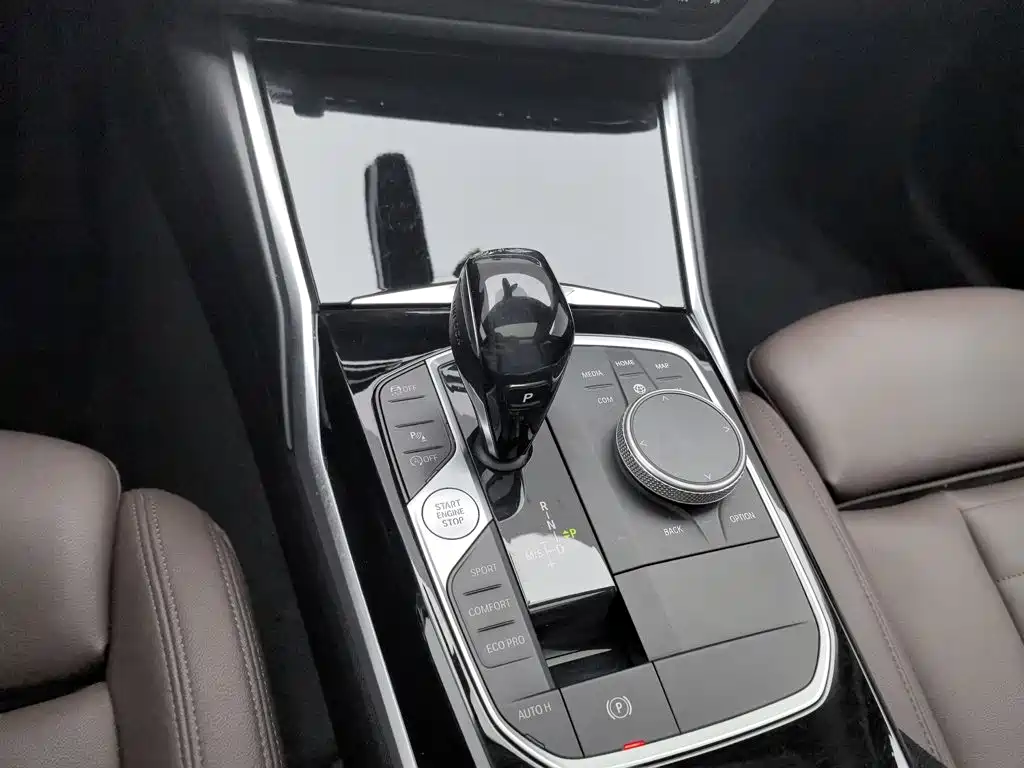 BMW 3 Series — миниатюра 13