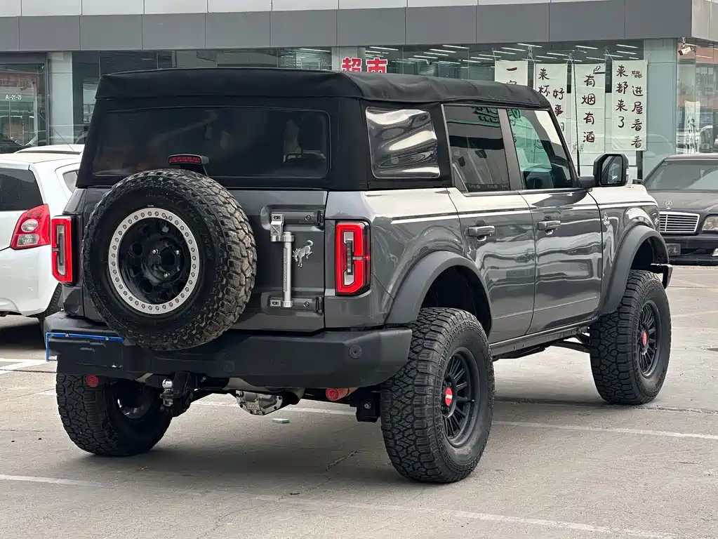 Ford Bronco 2022 2.7T AT