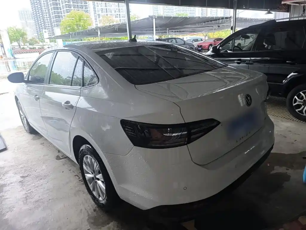 Volkswagen Lavida — миниатюра 5