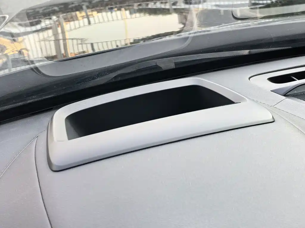Volvo XC90 — миниатюра 7