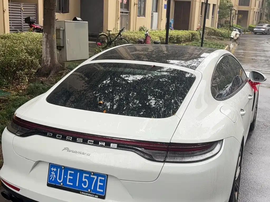 Porsche Panamera — миниатюра 3
