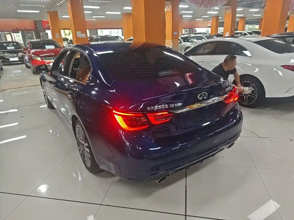 Infiniti Q50L — миниатюра 5