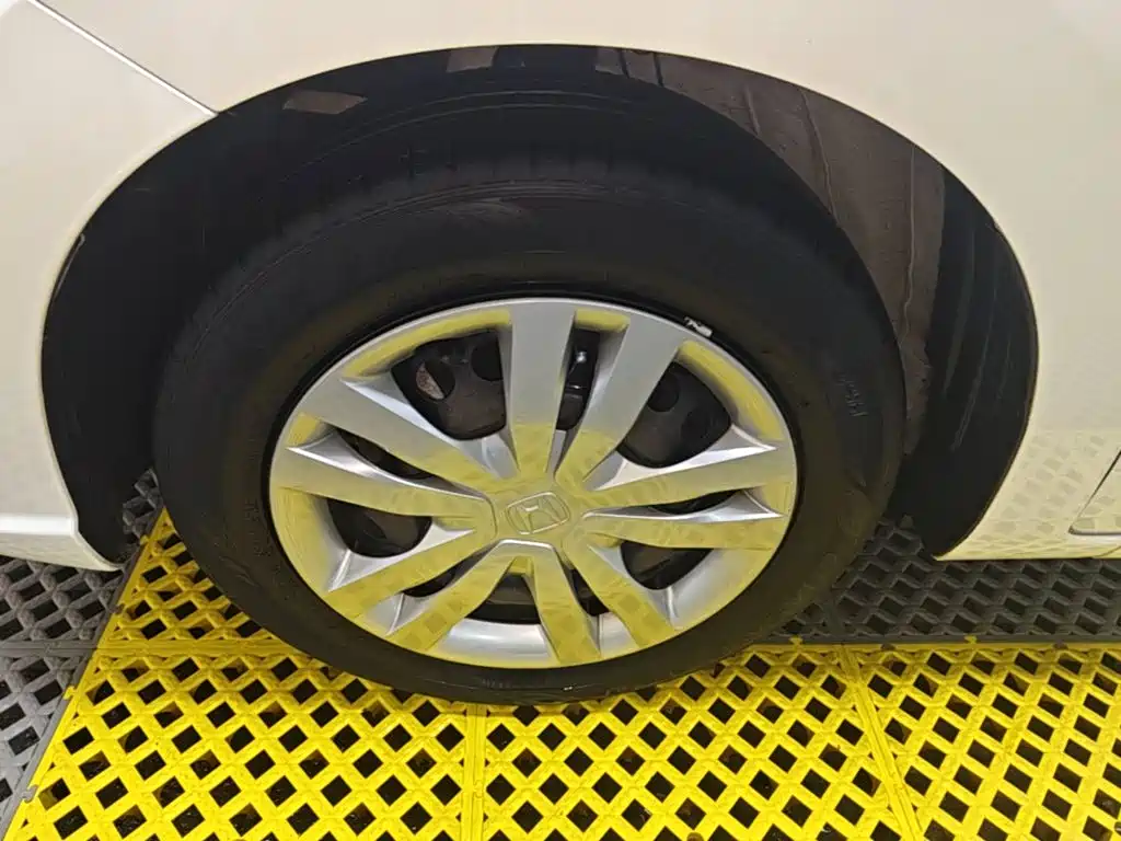 Honda Fit — миниатюра 23