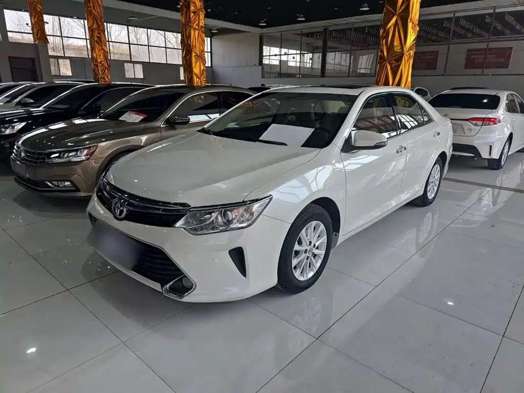 Toyota Camry 2017
