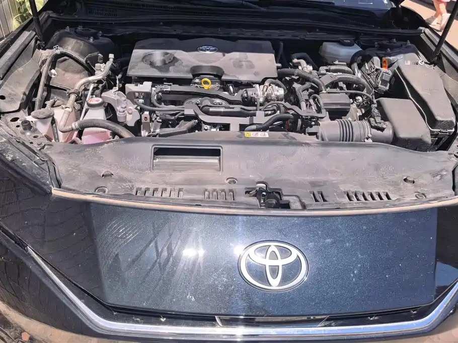Toyota Camry 2024 2.0HE Elite