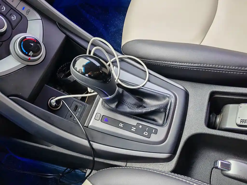 Hyundai Elantra Langdong — миниатюра 19
