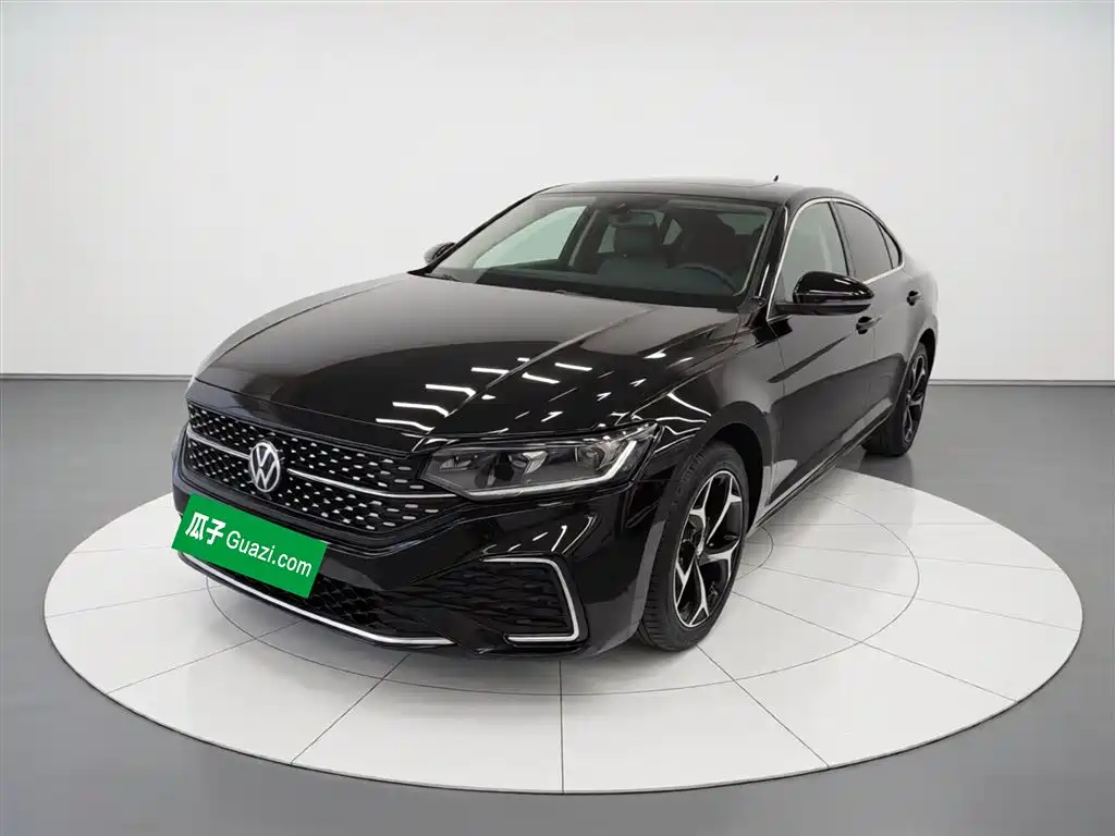 Volkswagen Passat 2024