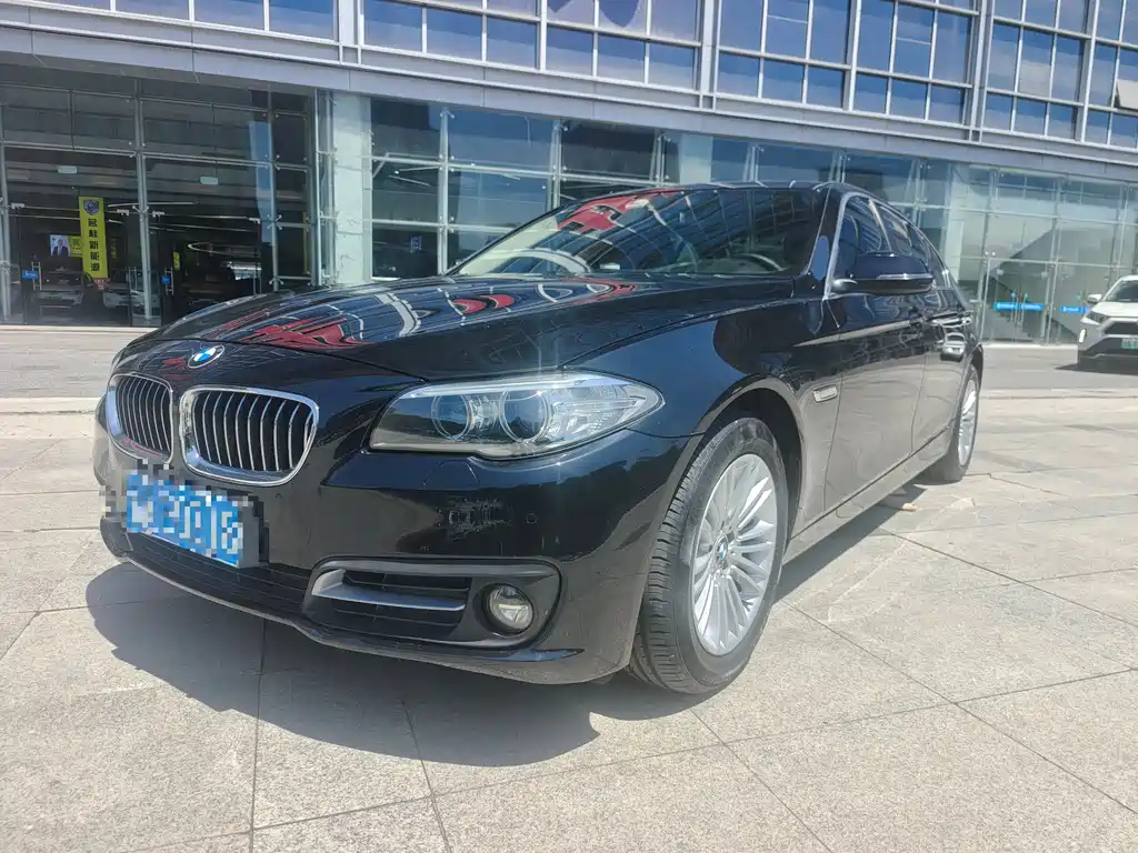 BMW 5 Series 2016