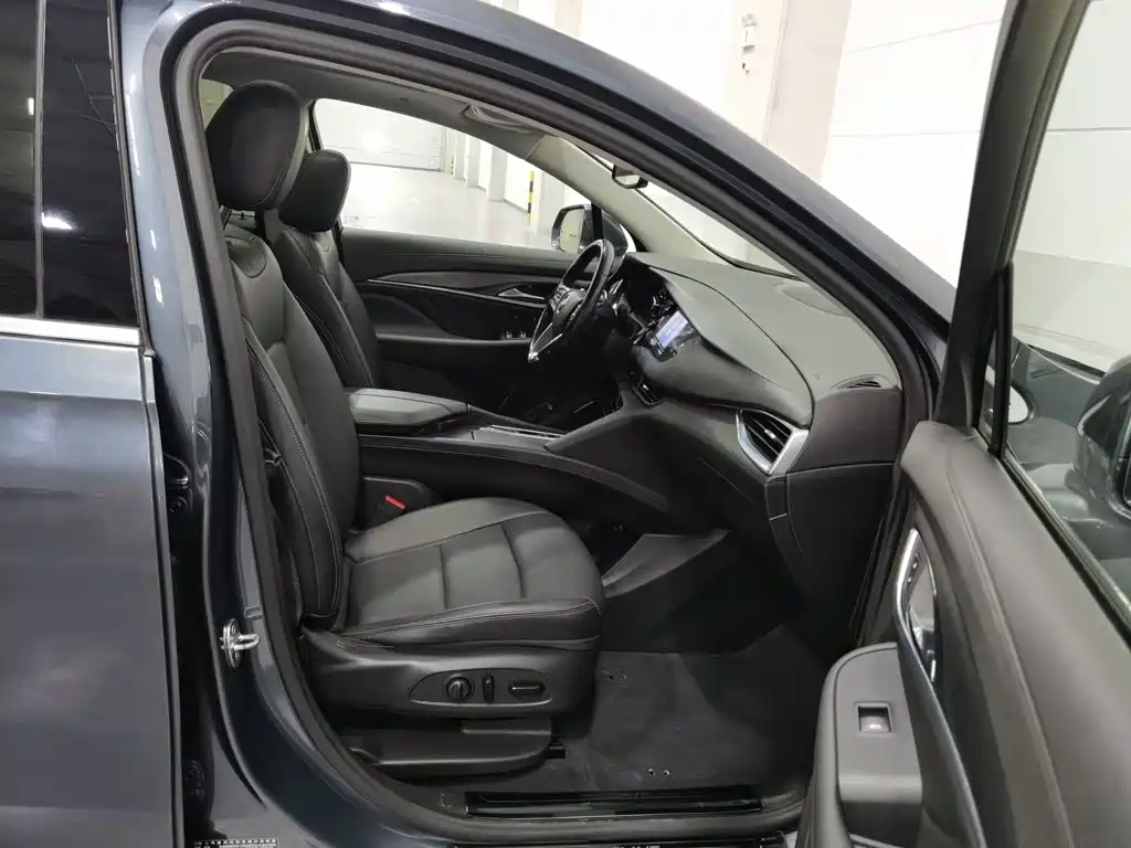 Buick Enclave — миниатюра 23