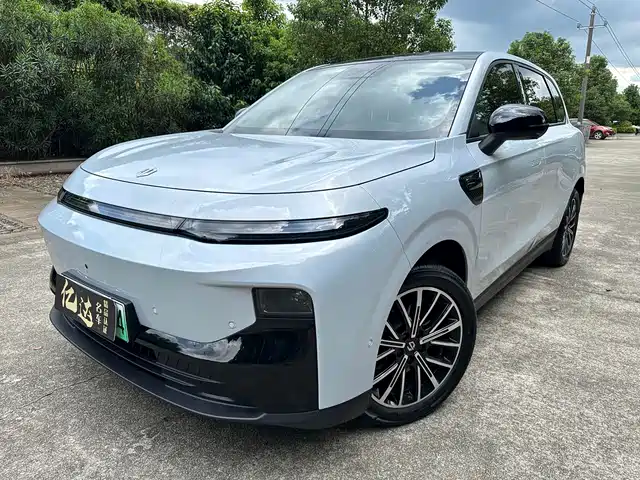 2025 Leapmotor B10