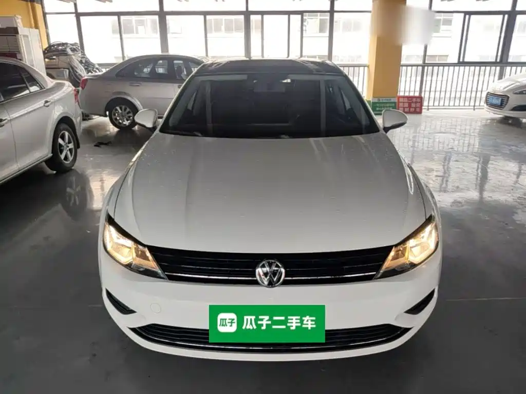 Volkswagen Lamando 2017 280TSI DSG Comfort