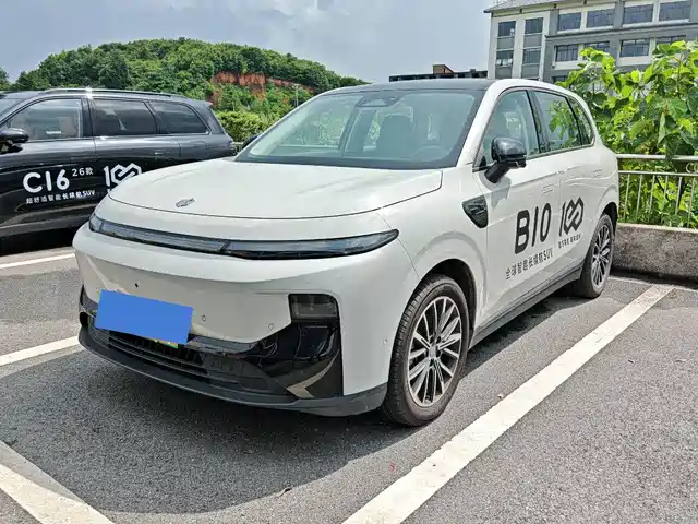 2025 Leapmotor B10