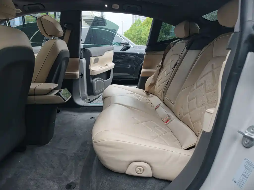 NIO ET7 — миниатюра 11