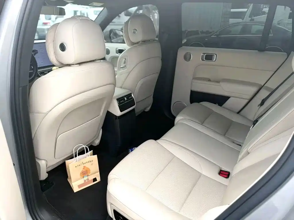 Li Auto Li L7 — миниатюра 9