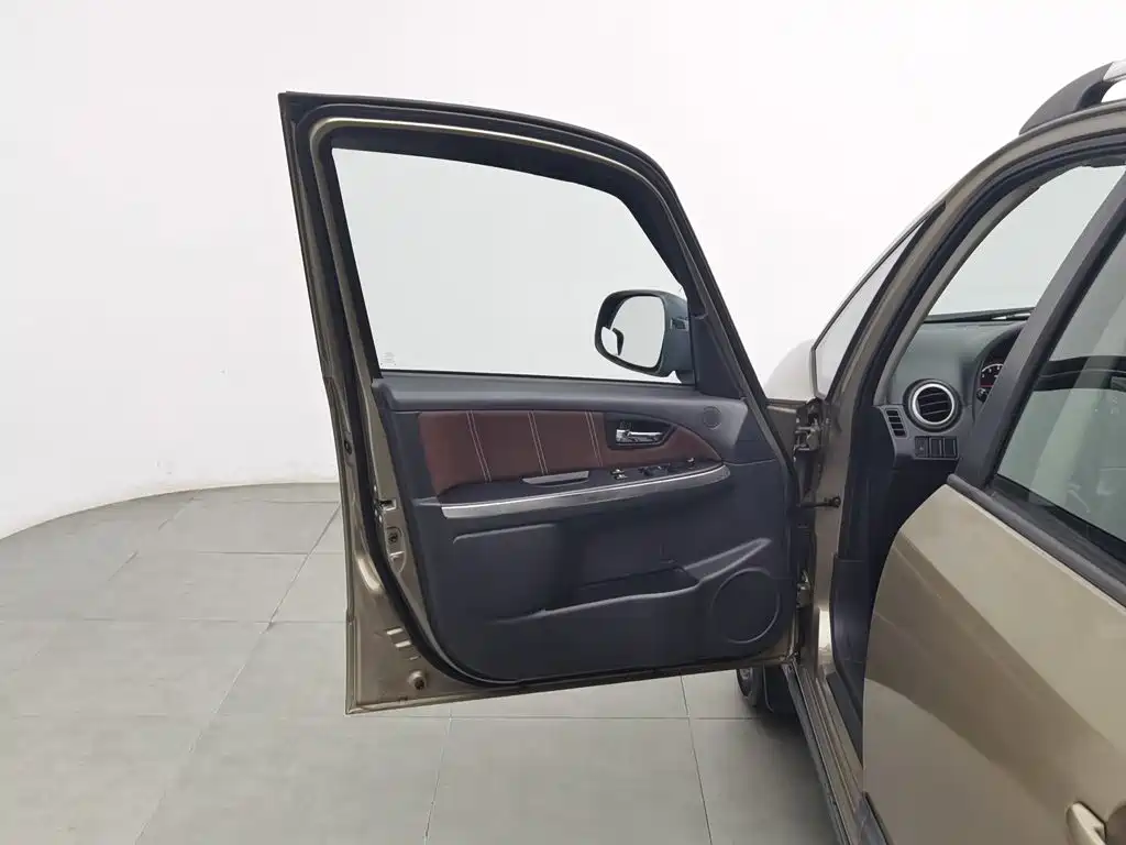 Suzuki SX4 — миниатюра 8