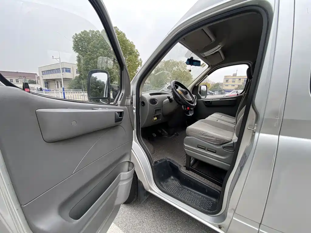 SAIC MAXUS XINTU V80