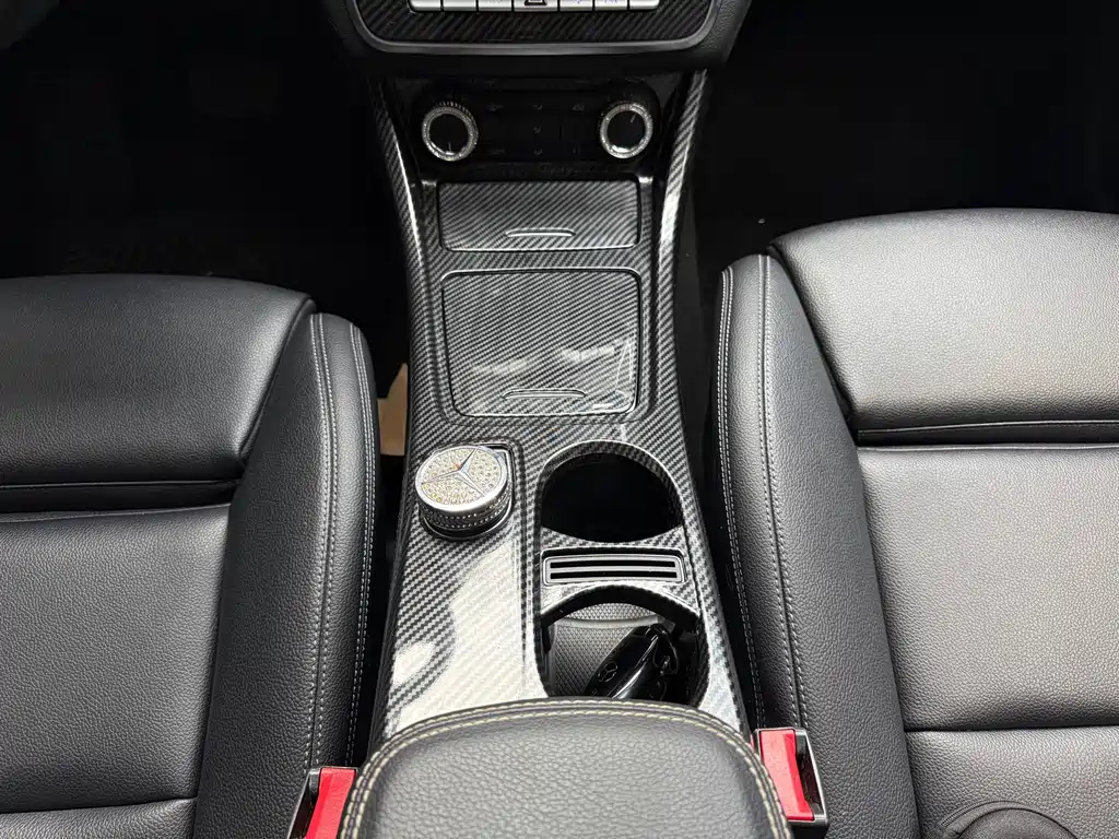 Mercedes-Benz CLA (Import) — миниатюра 14