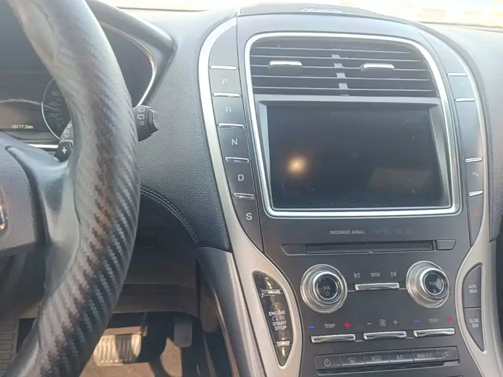 Lincoln MKX — миниатюра 14