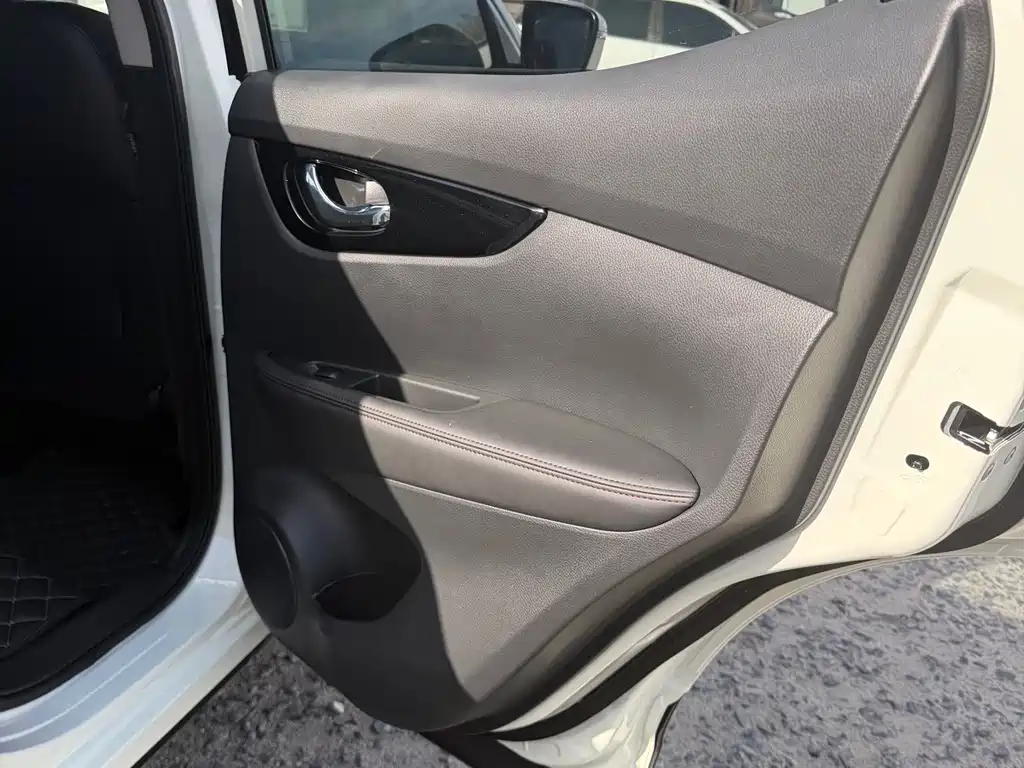 Nissan Qashqai 2023 — фото 17