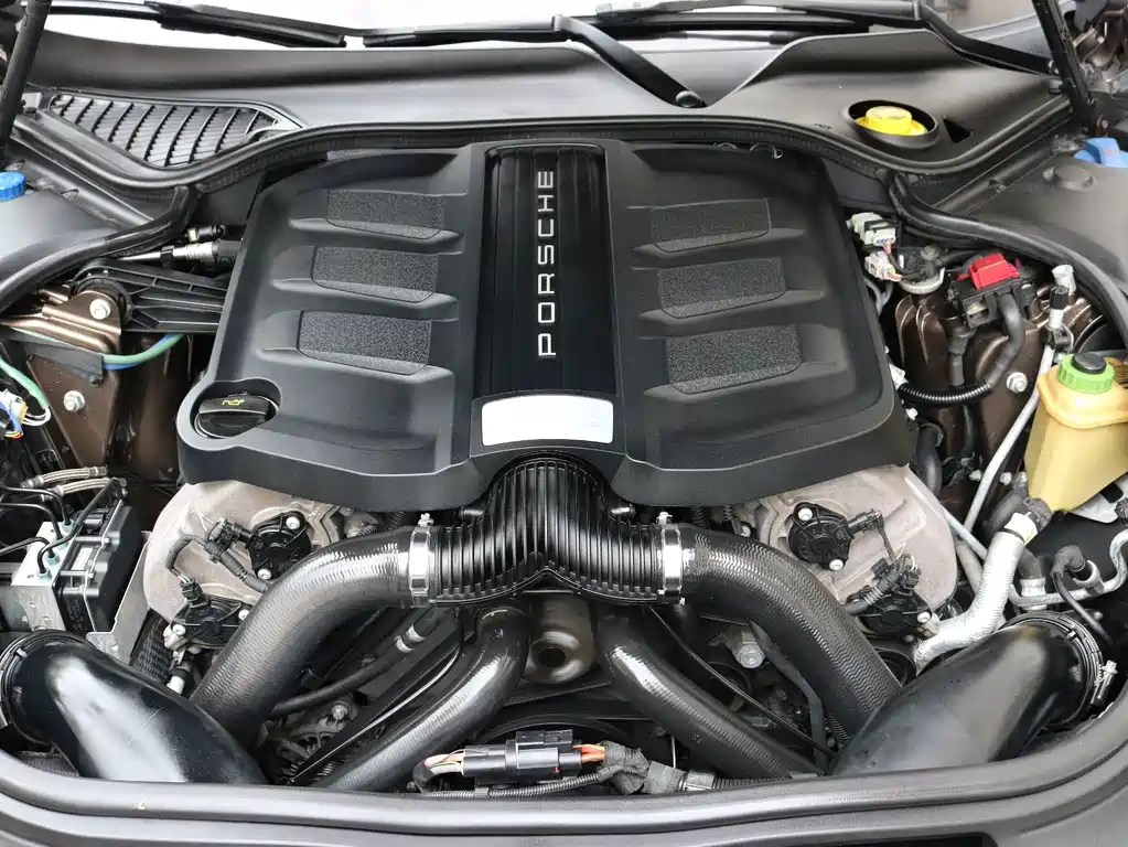 Porsche Panamera — миниатюра 24