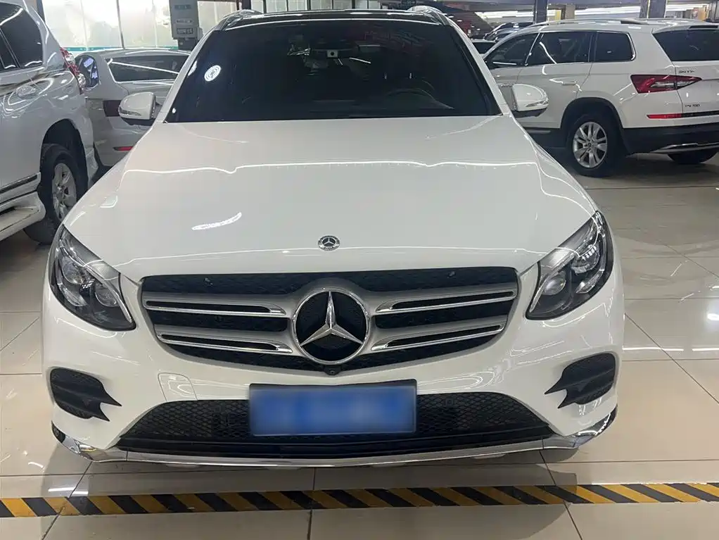 Mercedes-Benz GLC 2018 GLC 300 4MATIC