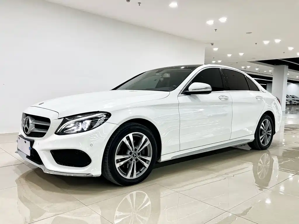 Mercedes-Benz C-Class — миниатюра 2
