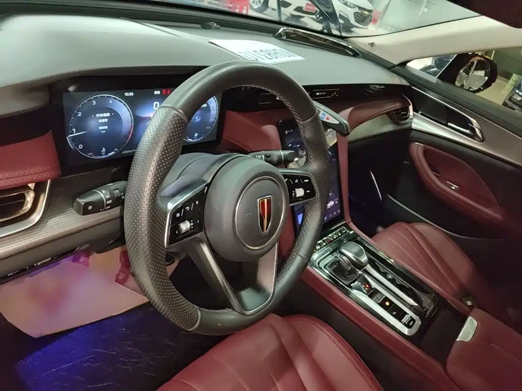 Hongqi Hongqi H5 — миниатюра 11