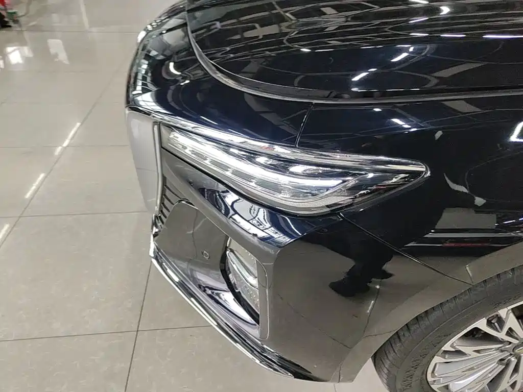 Hongqi Hongqi H5 — миниатюра 24