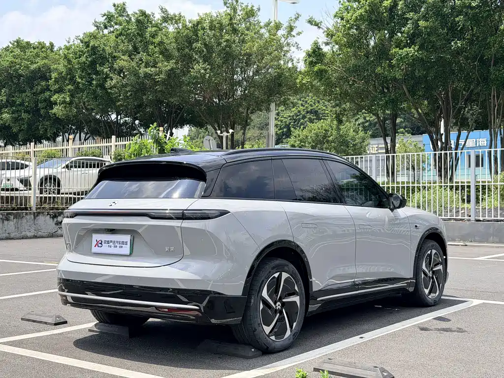 NIO ES6 — миниатюра 18