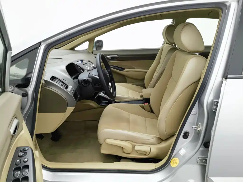 Honda Civic — миниатюра 10
