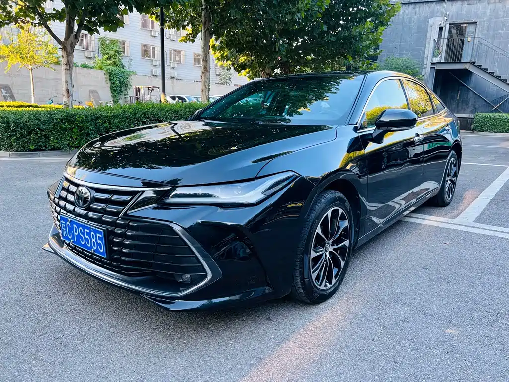 Toyota Avalon — миниатюра 2