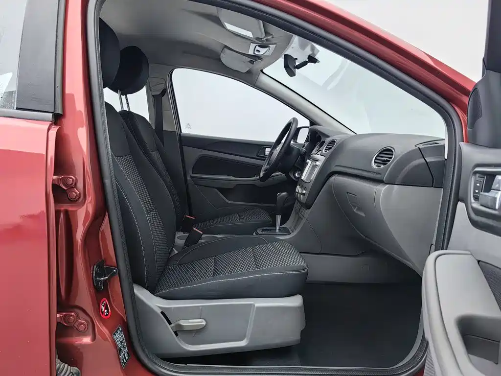 Ford Focus — миниатюра 23