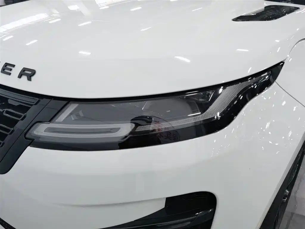 Land Rover Range Rover Evoque 2024 L SE