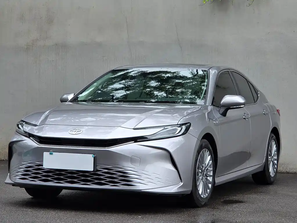 Toyota Camry 2024 2.0HGVP Luxury