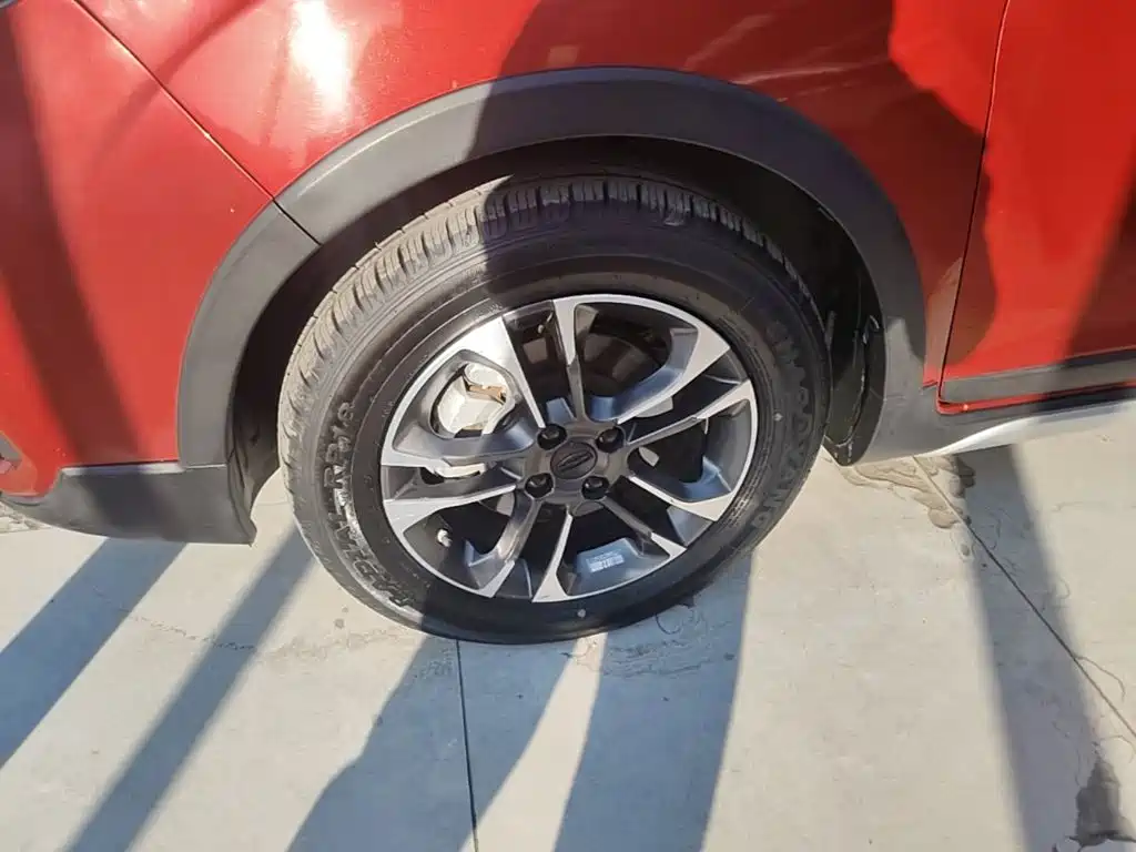 Geely Vision X3 — миниатюра 23
