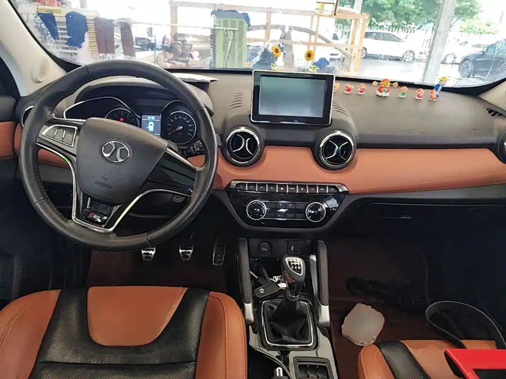BAIC Senova X35 — миниатюра 10