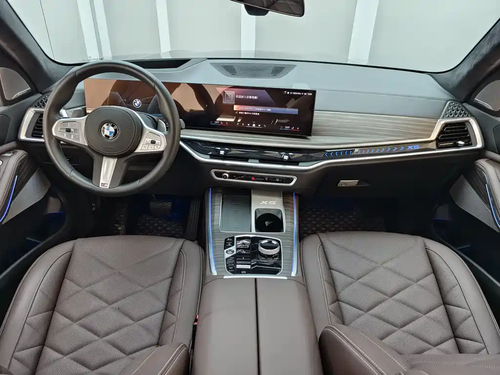 BMW X5 2023 xDrive 40Li M Sport