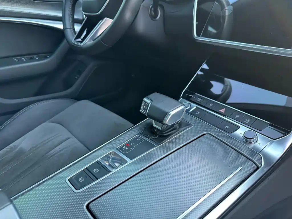Audi A6L — миниатюра 15
