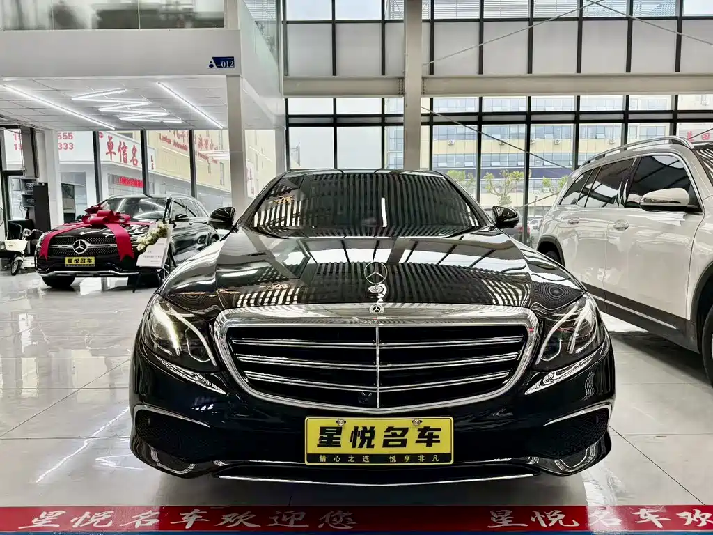 MERCEDES-BENZ E CLASS