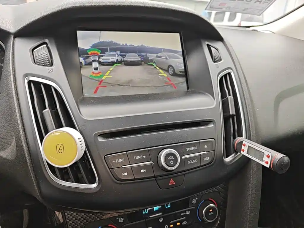 Ford Focus — миниатюра 13