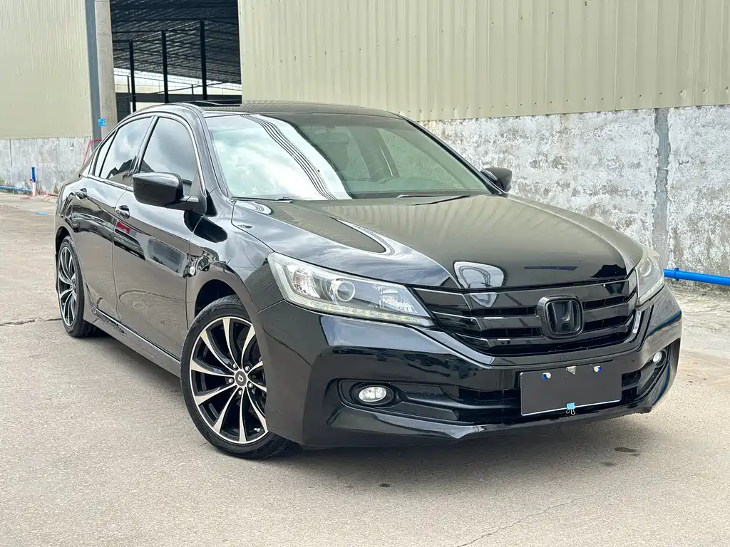 Honda Accord — миниатюра 5